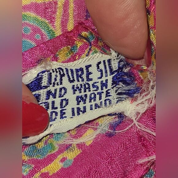 Silk Scarf, pink and yellow hand stitched, Made in India - Picture 5 of 5